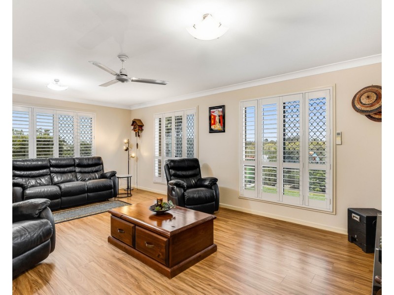 8 Fern Drive, Kearneys Spring QLD 4350