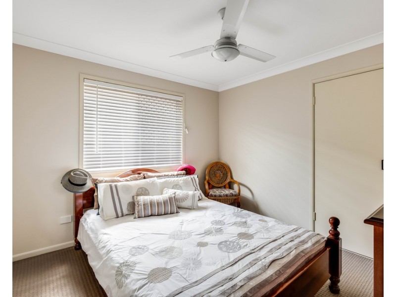 8 Fern Drive, Kearneys Spring QLD 4350