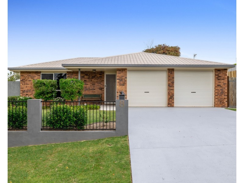 8 Fern Drive, Kearneys Spring QLD 4350