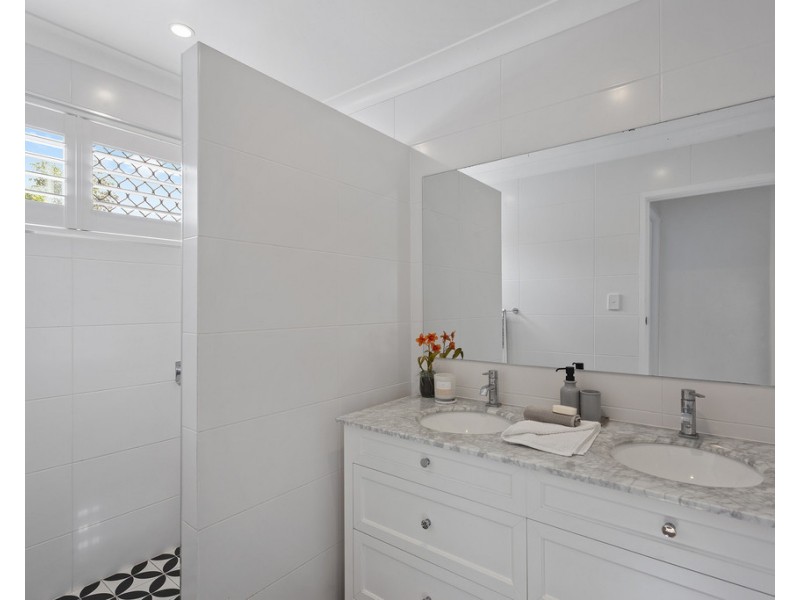 10 Herronbee Street, Rangeville QLD 4350