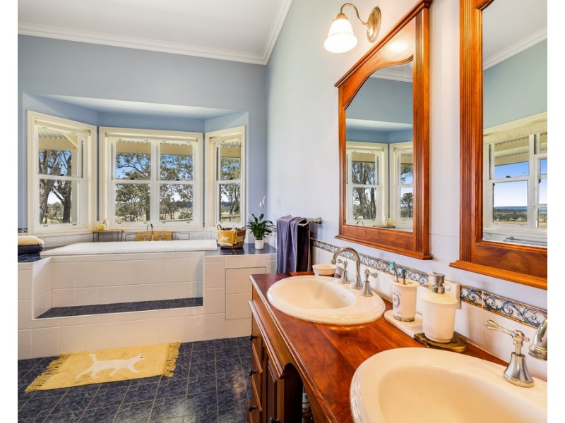 377 Athol School Road, Athol QLD 4350