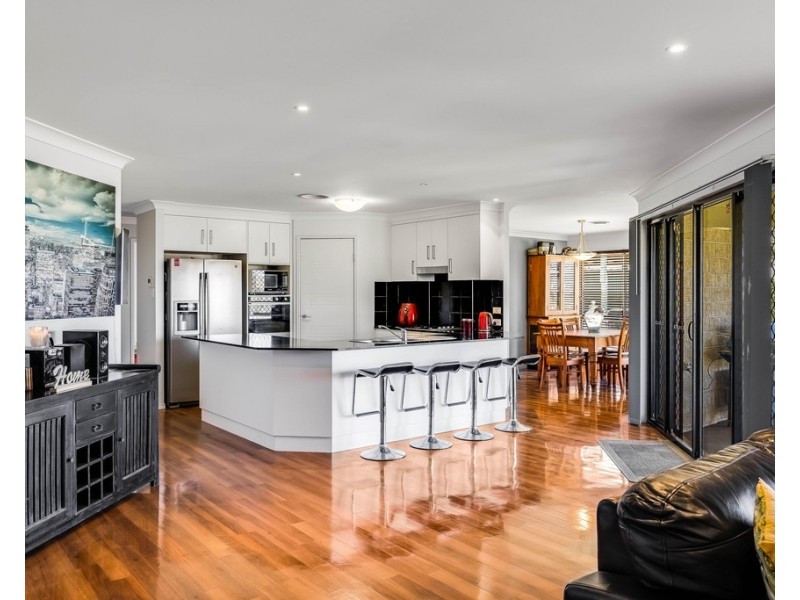 32 Hick Road, Greenmount East QLD 4359