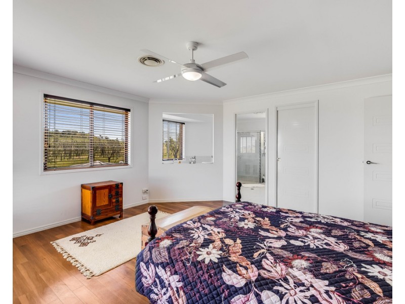 32 Hick Road, Greenmount East QLD 4359