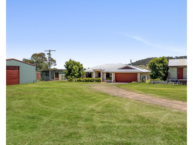 32 Hick Road, Greenmount East QLD 4359