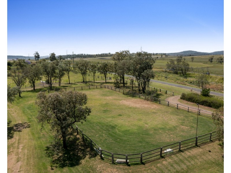 32 Hick Road, Greenmount East QLD 4359