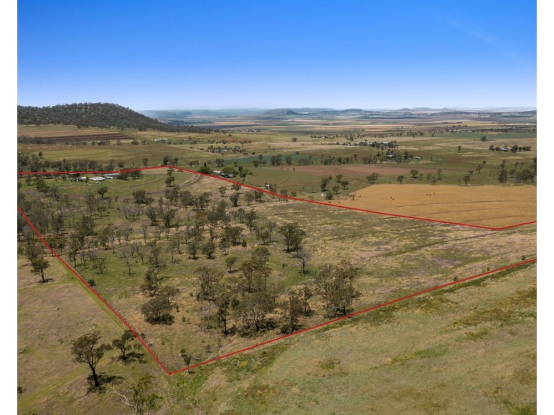 32 Hick Road, Greenmount East QLD 4359