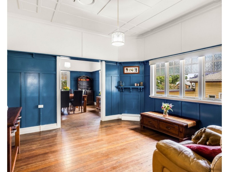 18 Boulton Terrace, Toowoomba City QLD 4350