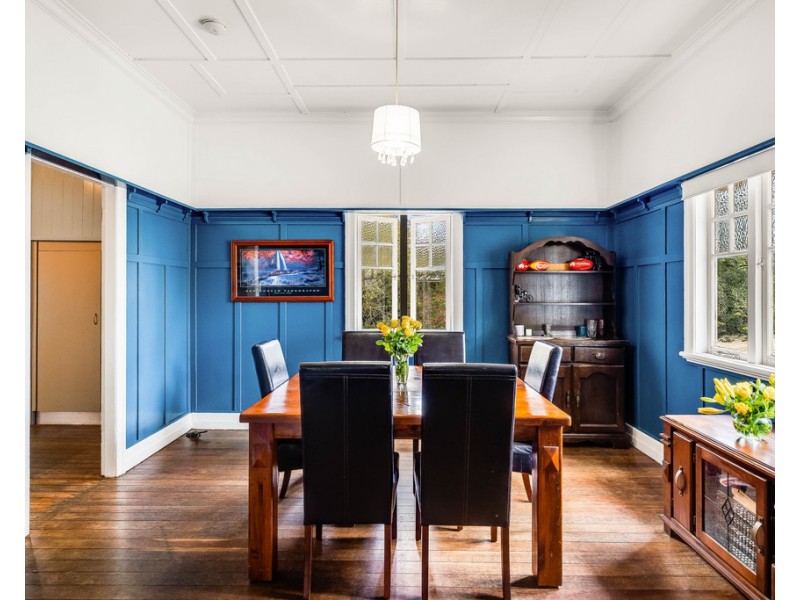 18 Boulton Terrace, Toowoomba City QLD 4350