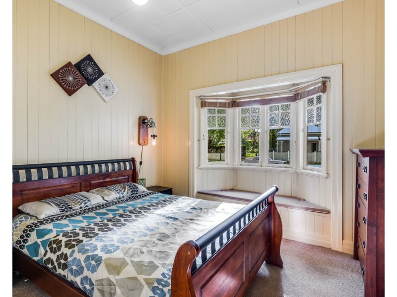 18 Boulton Terrace, Toowoomba City QLD 4350