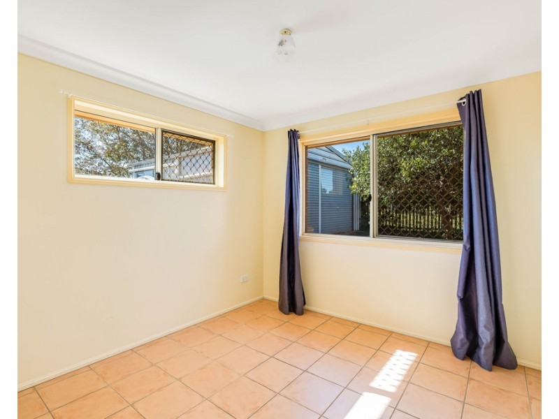 15 Erin Street, Wilsonton QLD 4350