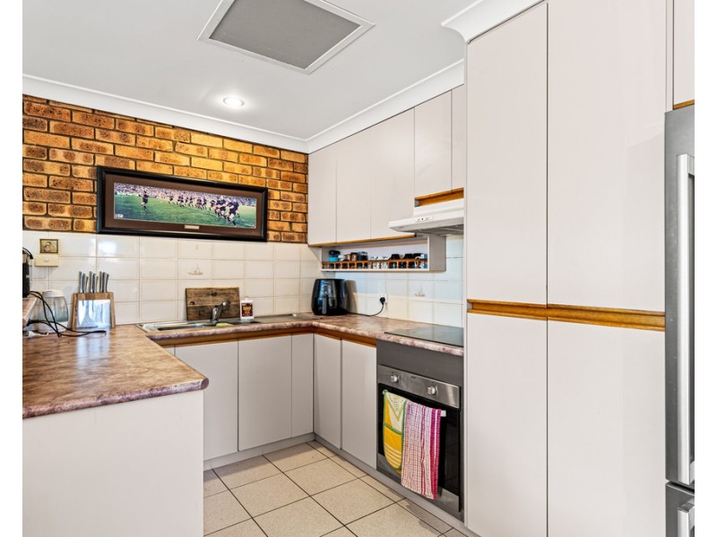 33 Creedon Drive, Kearneys Spring QLD 4350