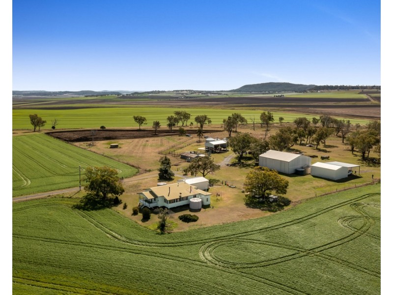 34 Nunkulla Road, Felton QLD 4358