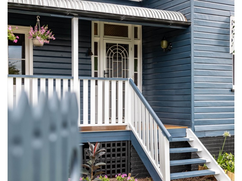 194 South Street, Centenary Heights QLD 4350