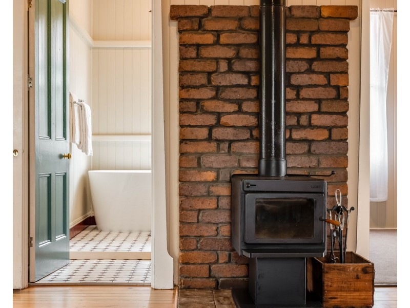 194 South Street, Centenary Heights QLD 4350