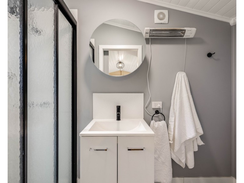 194 South Street, Centenary Heights QLD 4350