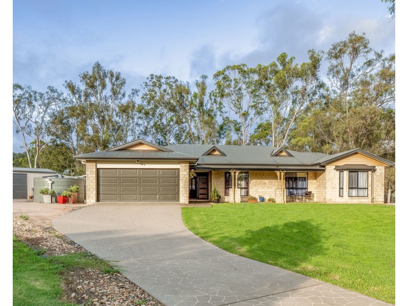 21 Lancaster Court, Top Camp QLD 4350