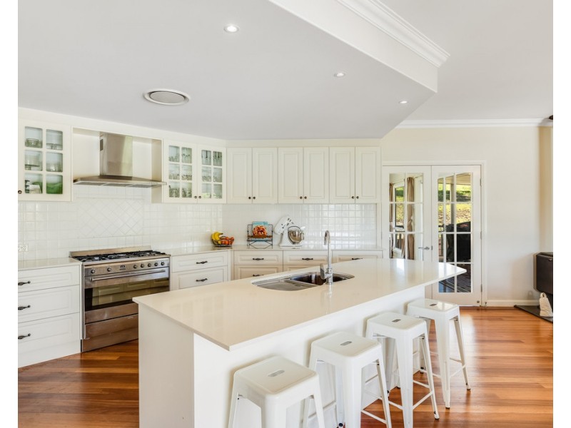 2 Saintly Place, Hodgson Vale QLD 4352