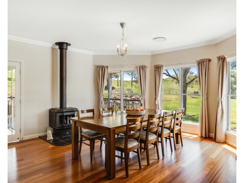 2 Saintly Place, Hodgson Vale QLD 4352