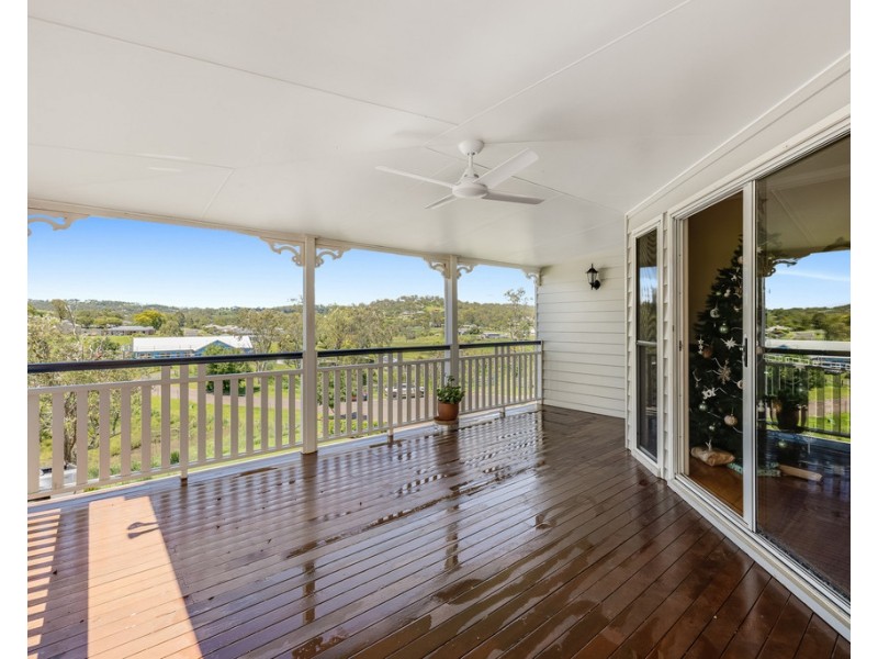2 Saintly Place, Hodgson Vale QLD 4352