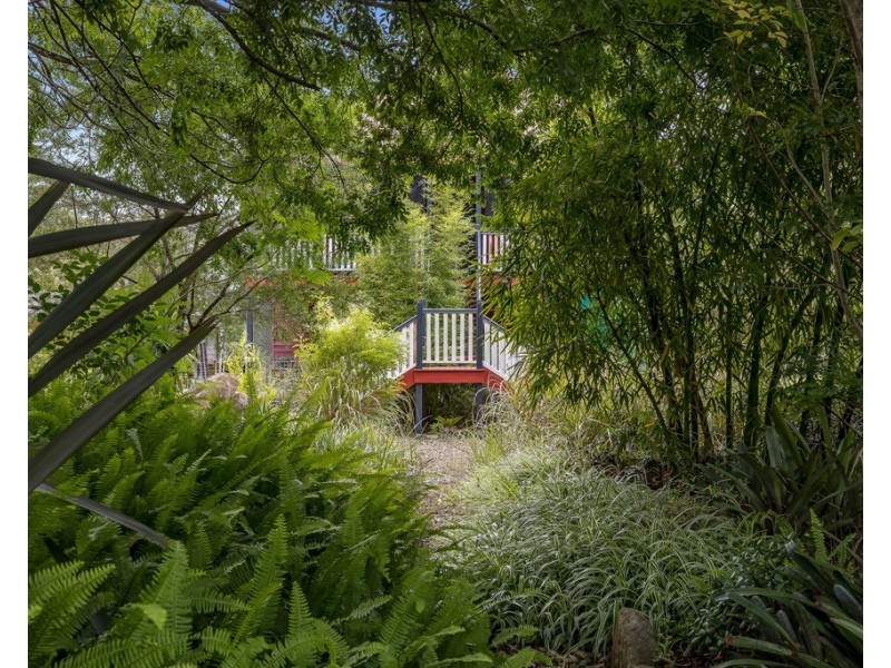 8588 New England Highway, Hampton QLD 4352
