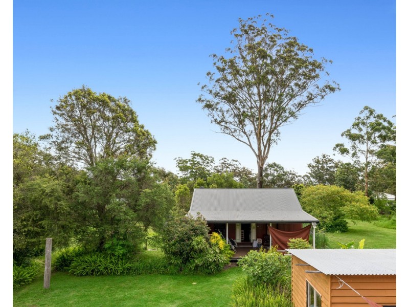 8588 New England Highway, Hampton QLD 4352