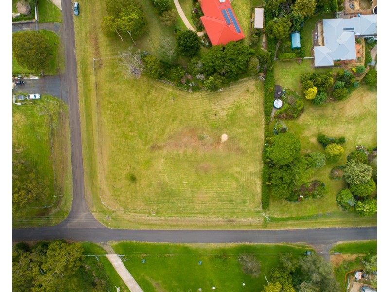 6 Doyle Court, Top Camp QLD 4350