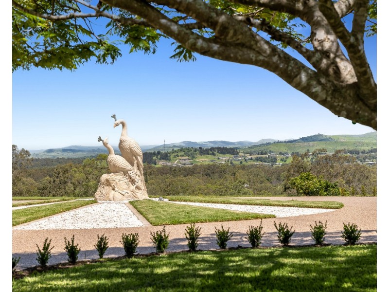 269 Jones Road, Withcott QLD 4352