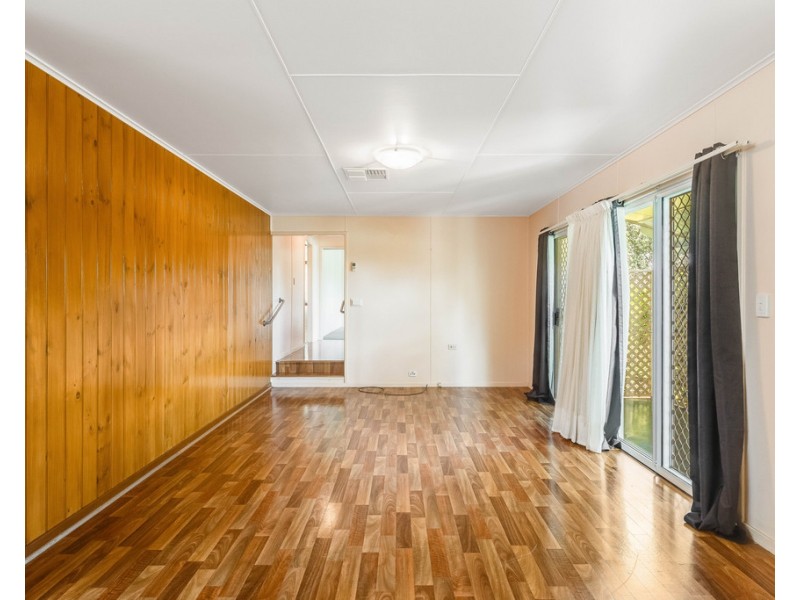 35 Toowoomba Road, Oakey QLD 4401