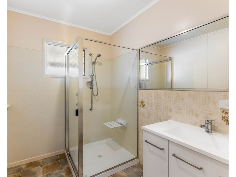 35 Toowoomba Road, Oakey QLD 4401