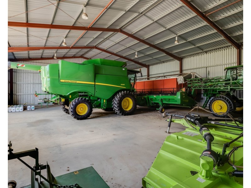 310 Cambooya-Felton Rd, Cambooya QLD 4358