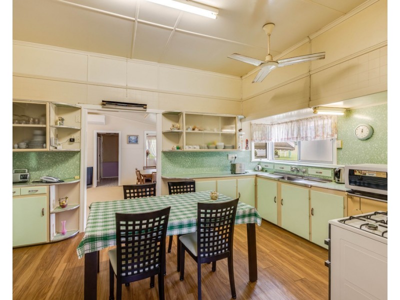 310 Cambooya-Felton Rd, Cambooya QLD 4358