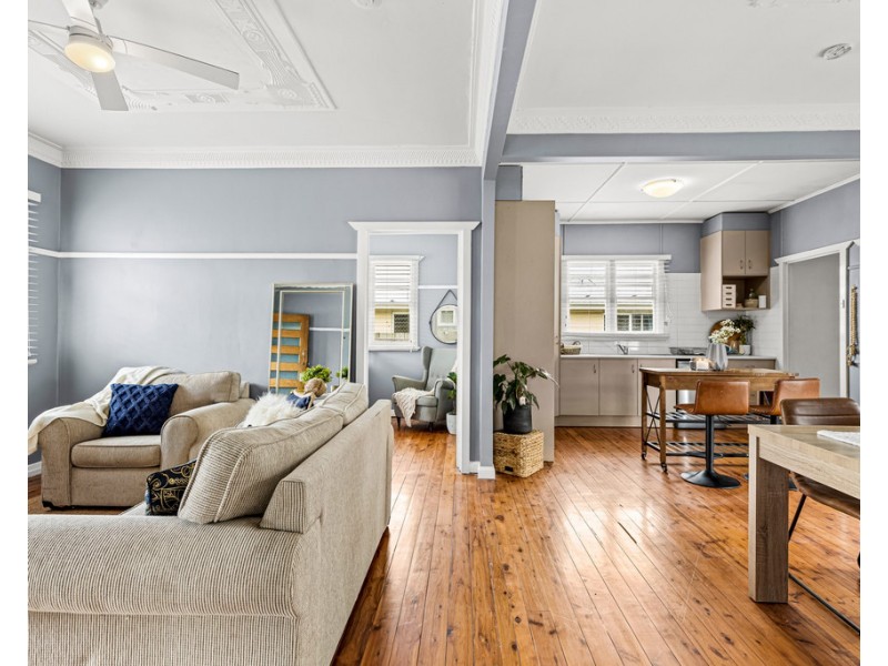 4 Beirne Street, South Toowoomba QLD 4350