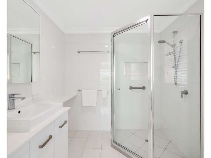 14 Flagstone Creek Road, Middle Ridge QLD 4350