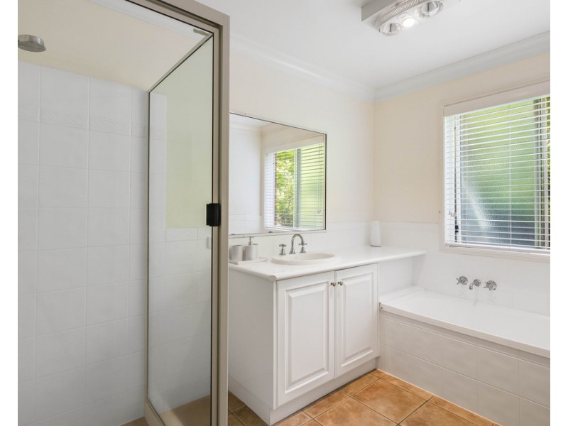 14 Flagstone Creek Road, Middle Ridge QLD 4350