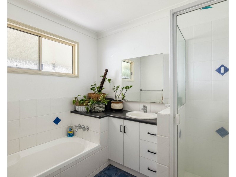 9 Jackson Street, Nobby QLD 4360