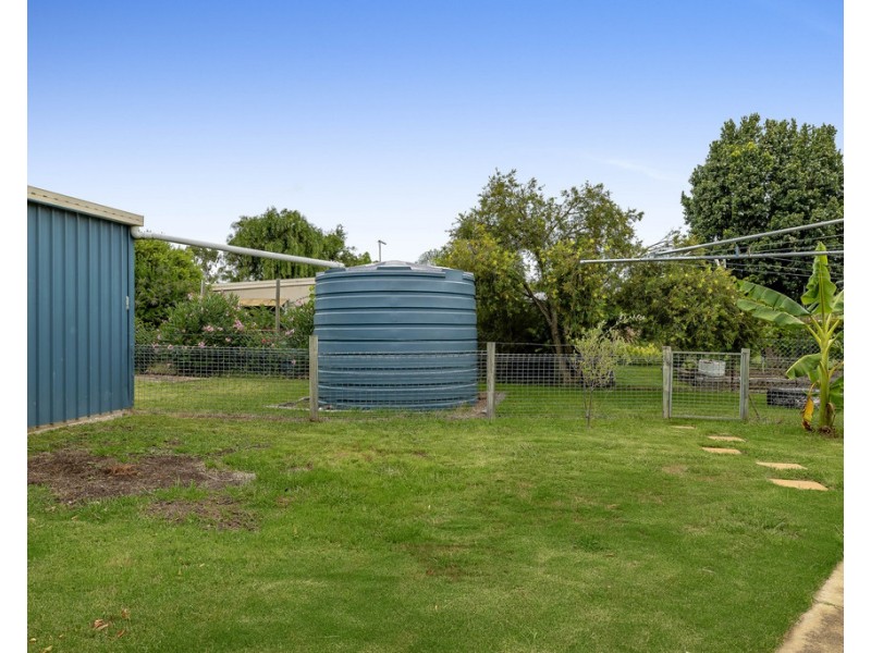 9 Jackson Street, Nobby QLD 4360