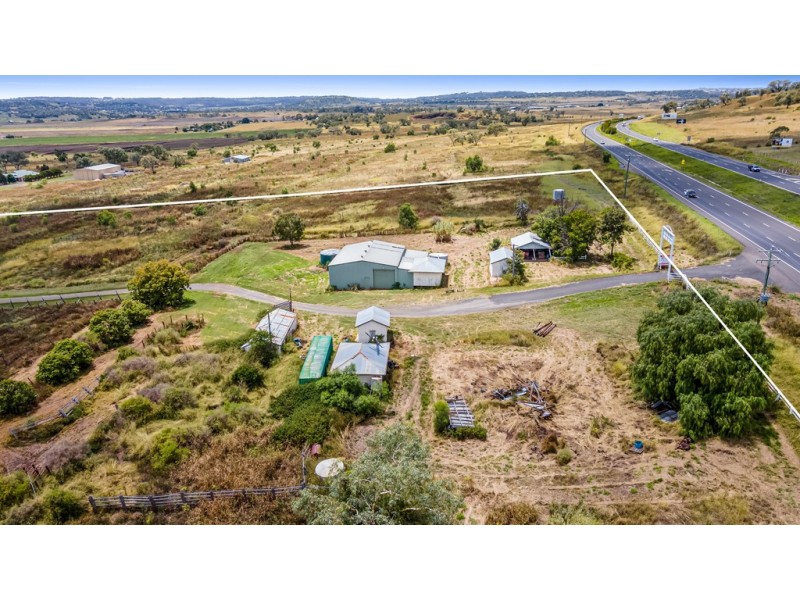 11050 Warrego Highway, Kingsthorpe QLD 4400