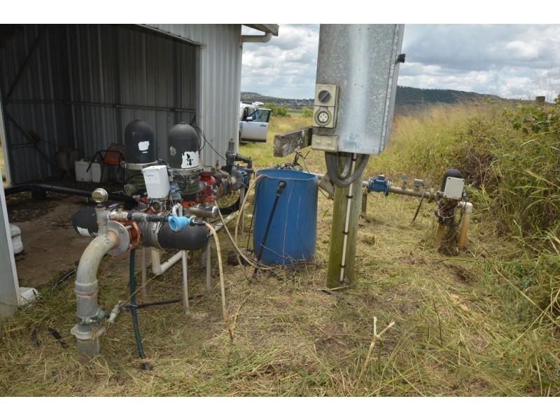 11050 Warrego Highway, Kingsthorpe QLD 4400