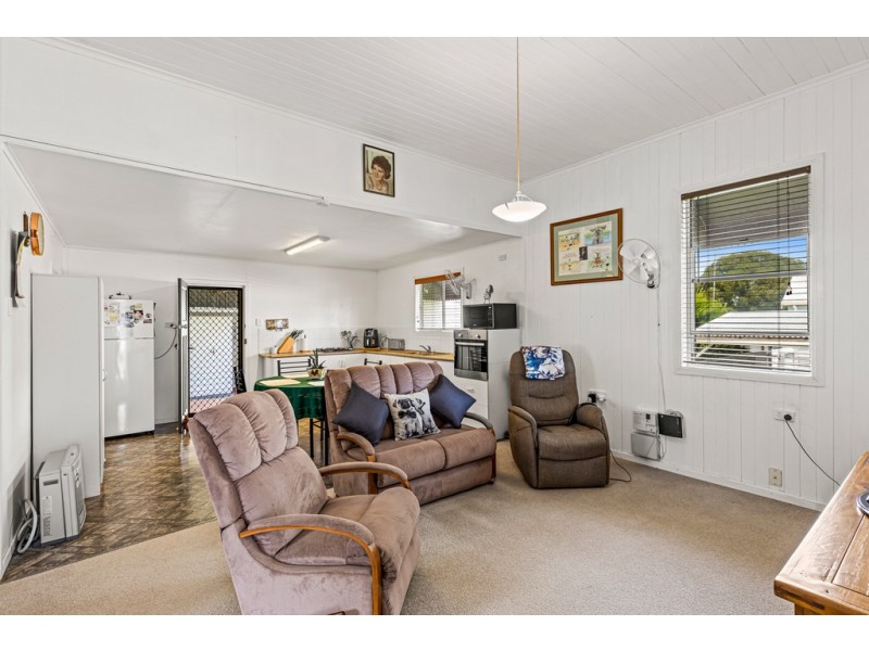 4 Aland Street, South Toowoomba QLD 4350