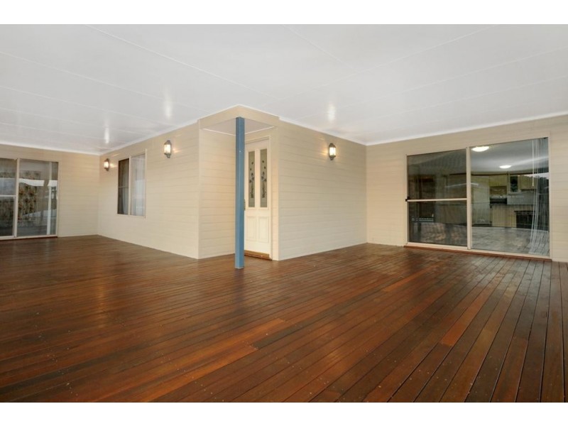 18 Jeudes Rd, Gowrie Junction QLD 4352