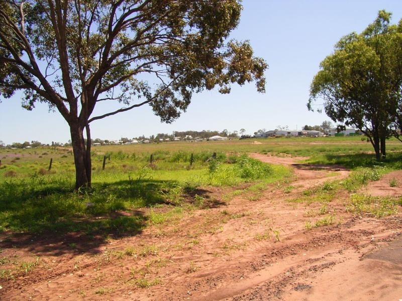 - HARTHS ROAD, Goombungee QLD 4354