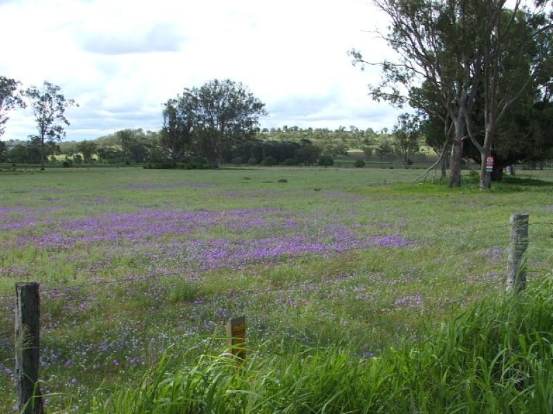 - Oakey-Cooyar Road, Oakey QLD 4401