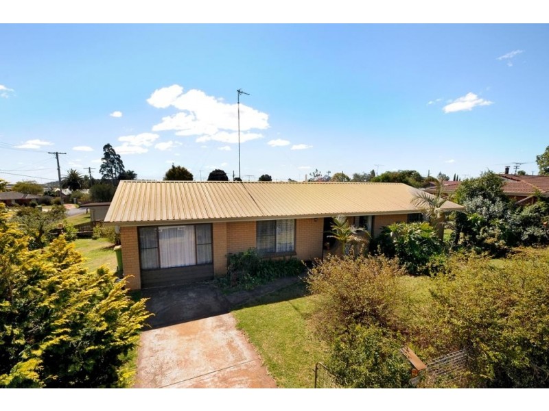 13 Terrica Street, Glenvale QLD 4350