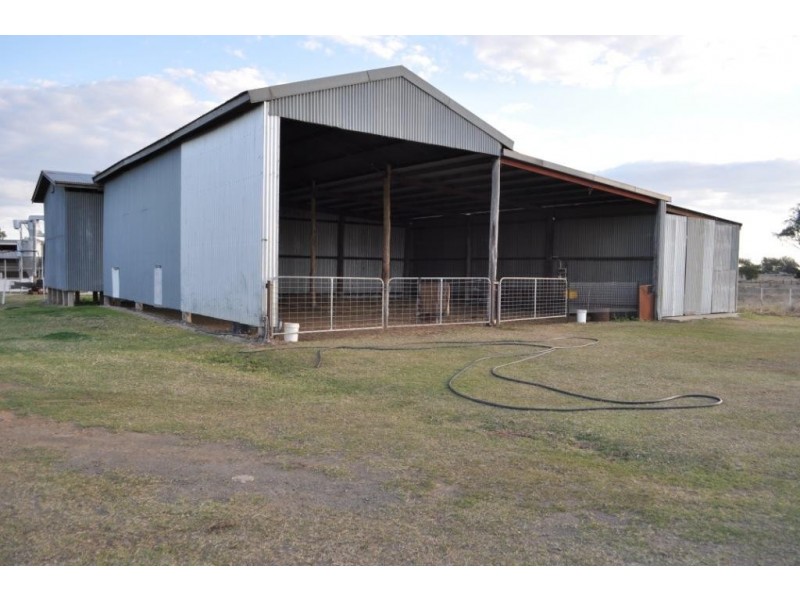 81 Main Street, Mount Tyson QLD 4356