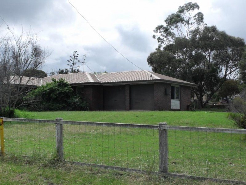 4 Lucerne Court, Meringandan West QLD 4352