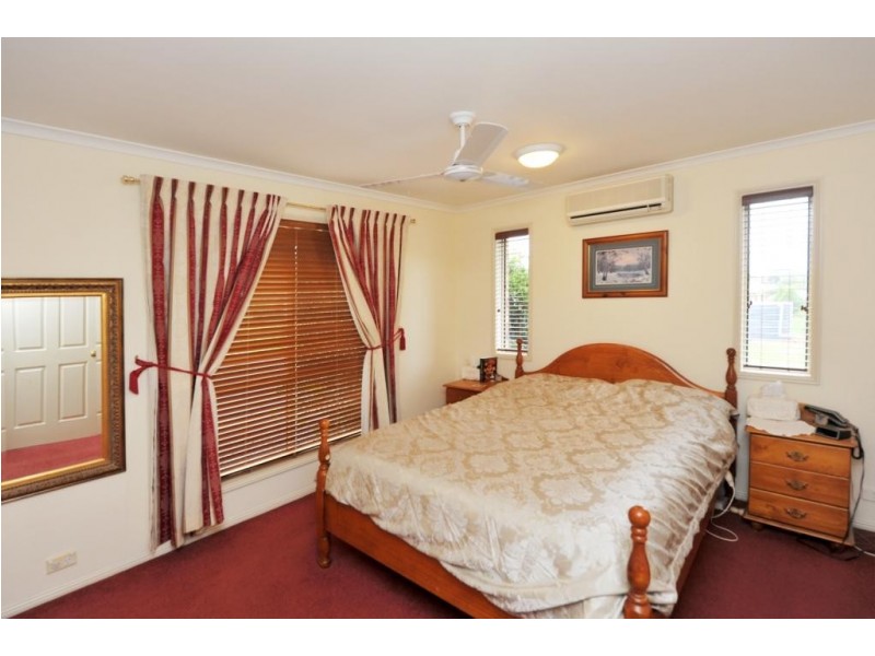 16 Melric Court, Cabarlah QLD 4352