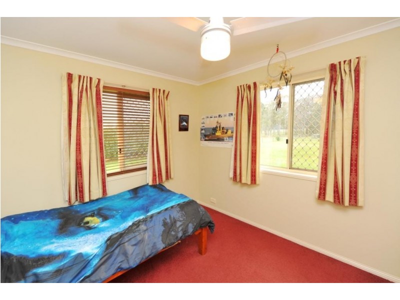 16 Melric Court, Cabarlah QLD 4352
