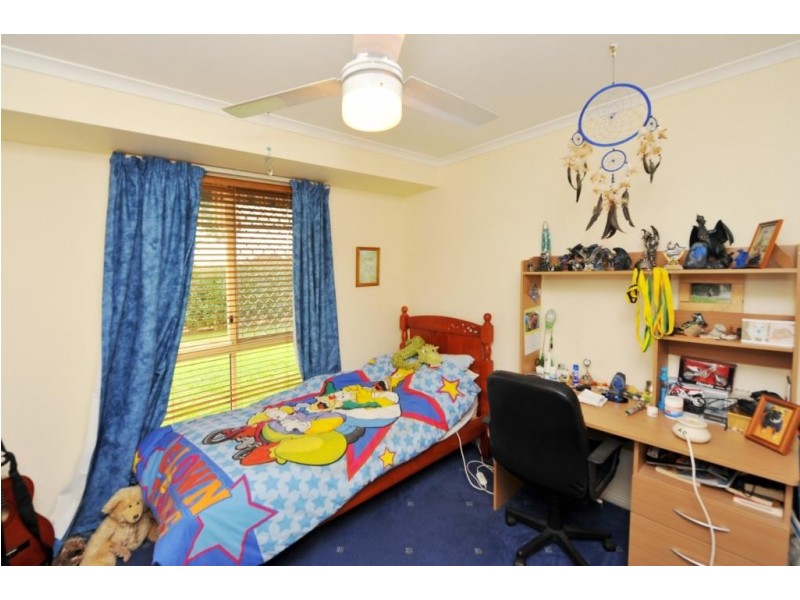 16 Melric Court, Cabarlah QLD 4352