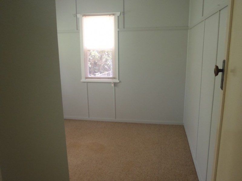729 Ruthven Street, Toowoomba City QLD 4350