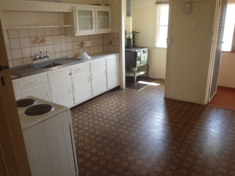 729 Ruthven Street, Toowoomba City QLD 4350